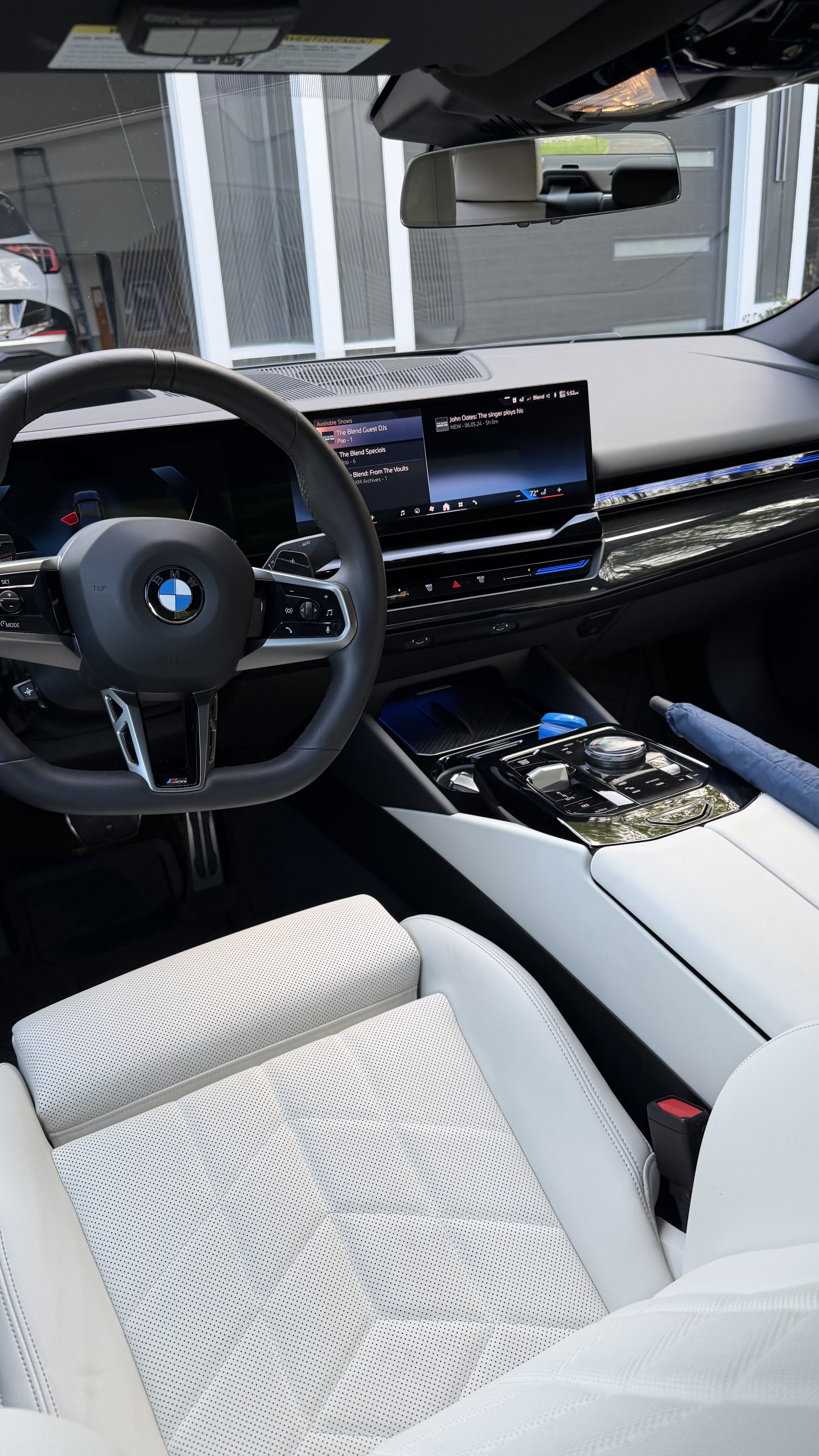BMW cockpit detail